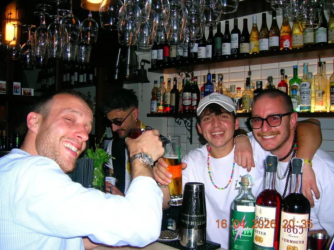 Snapshot di gruppo dello staff di StraFichi